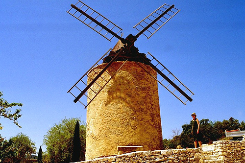 Windmill Saint Saturnin-les-Apt by noranorling