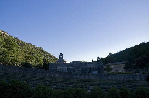 Abbaye de Sénanque à l'ombre by MaJuCoMi