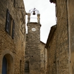 Lacoste : Stone street in Lacoste village par patrickd80 - Lacoste 84480 Vaucluse Provence France