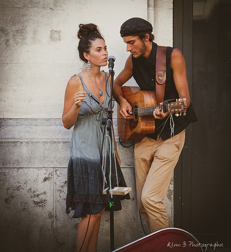 Couple de musiciens - Festival d'Avignon 2016 par Rémi Avignon