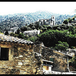 Vieille cité en vue... by Idealist'2010 - Oppède 84580 Vaucluse Provence France