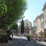 Place du village à Mougins par Blue Blanket - Mougins 06250 Alpes-Maritimes Provence France