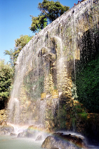 Waterfall on Colline du Chateau by Truffle Jam