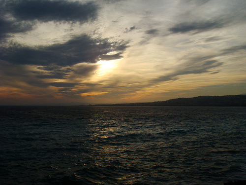 mer et ciel de Nice by Bombonnk