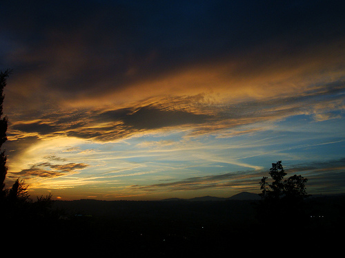 End of day : Nice's sky by Bombonnk