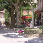 A l'ombre des platanes à Gigondas par nikian2010 - Gigondas 84190 Vaucluse Provence France