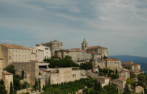 Célèbre village de Gordes by Gatodidi