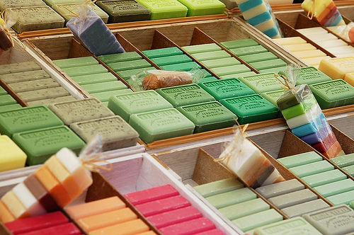 Marché : savon de Marseille by Gatodidi