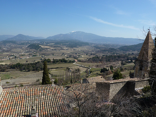 Vue sur le Mont-Ventoux depuis Crestet by Sam Nimitz