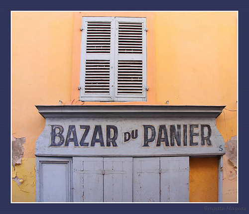 Marseille : Bazar du Panier par Brigitte Mazéas