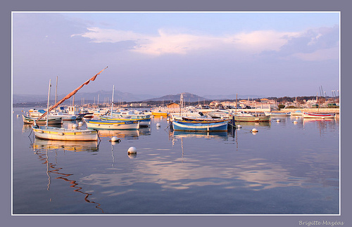 Reflets de pointus by Brigitte Mazéas