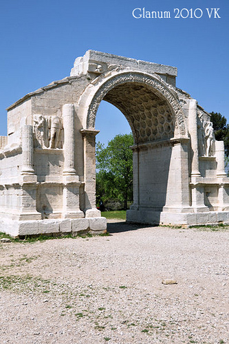 Site archéologique de Glanum by L_a_mer