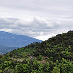 Vaison : vue sur le mont-ventoux  par L_a_mer - Vaison la Romaine 84110 Vaucluse Provence France