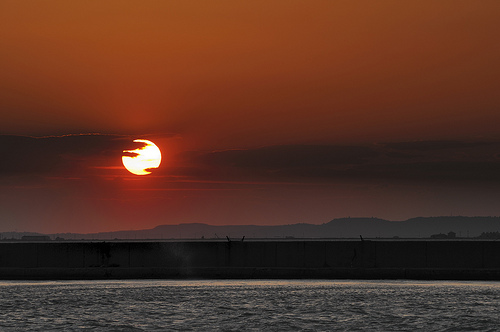 Couché de soleil sur l'étang de Berre by DDenjeanMassia