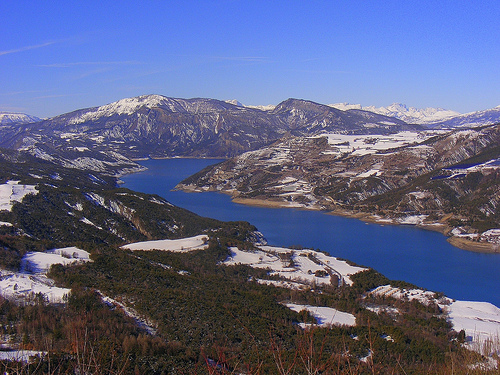 Lac de Serre-Ponçon en février par Super.Apple