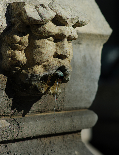 Fontaine : Pernes les Fontaines by jmt-29