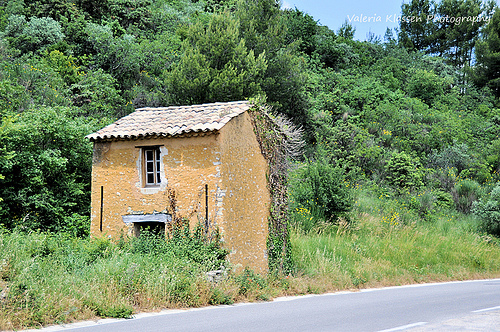 Maisonette typique de Provence par L_a_mer