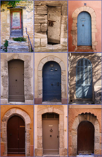 Portes provençales / Provencal doors par Brigitte Mazéas