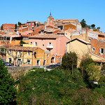 Pyramide de maisons de Roussillon by jackie bernelas - Gordes 84220 Vaucluse Provence France