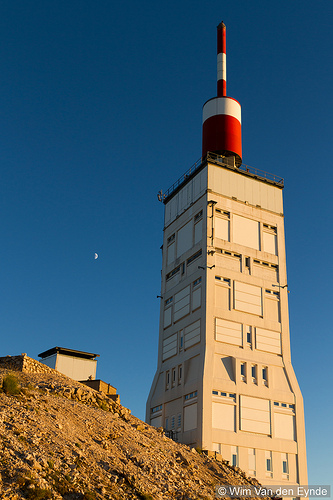 La fusée du Mont Ventoux par Young Crazy Fool