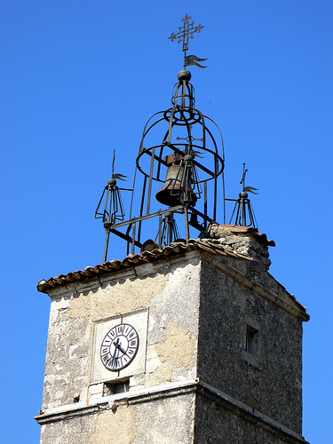 Le Campanile de Lacoste par jackie bernelas