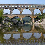 Pont du Gard en mirroir par lepustimidus - Vers-Pont-du-Gard 30210 Gard Provence France