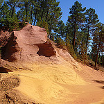 Le sentier des ocres, dégrafé de jaune orange par lepustimidus - Roussillon 84220 Vaucluse Provence France