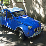 Citroën 2 CV bleue by Thomas Mayer - Allauch 13190 Bouches-du-Rhône Provence France